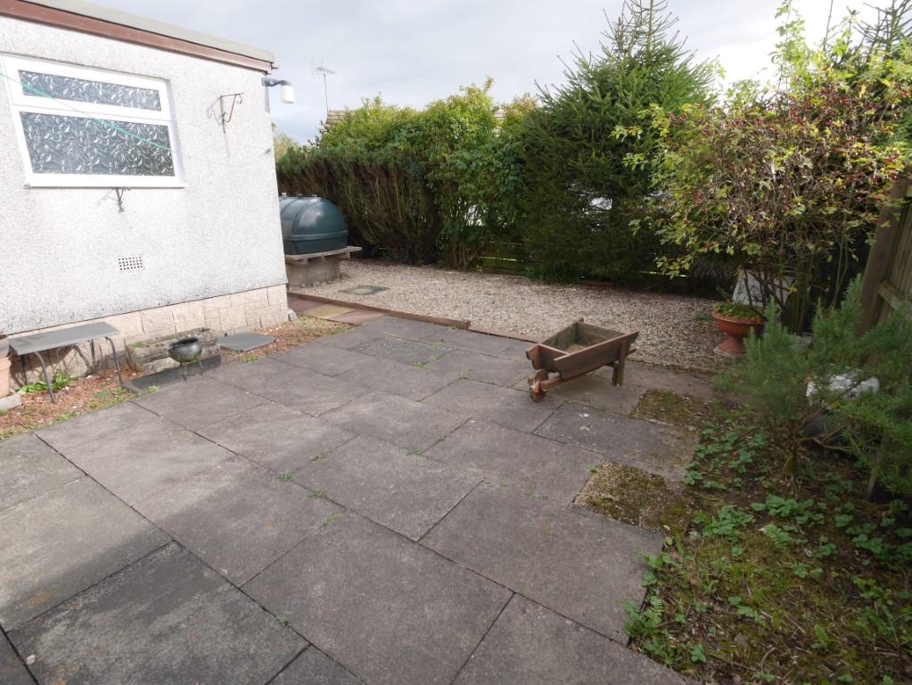 30 A West Acres, Lockerbie, DG11 2 EL - Braidwoods S