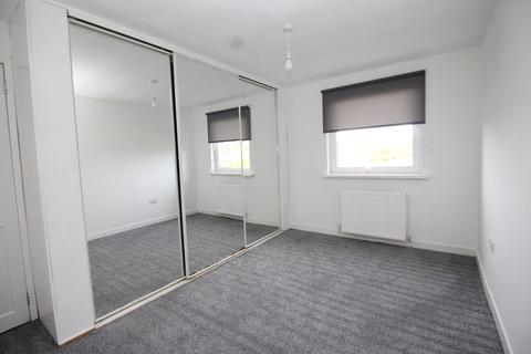 15 Braehead, Alexandria, G83 9NA