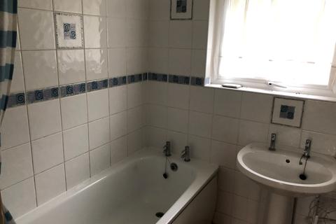 81 Madells, Epping, CM16 4NN