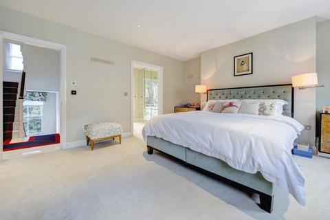 7a Nugent Terrace, London, NW8 9QB