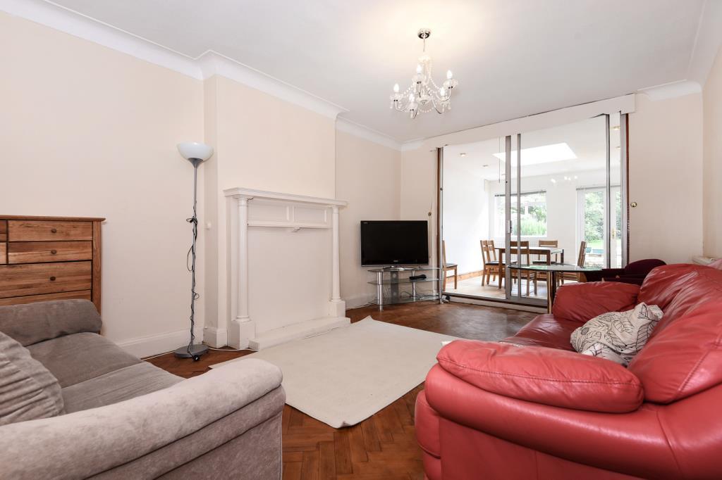 Nether Street, London N12, N12 4 bed semi-detached house - £2,900 pcm ...