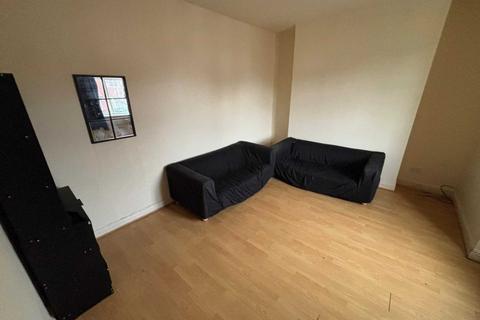 1 bedroom flat to rent, Cliff Grove, Heaton Moor