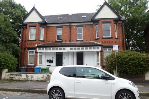 2 bedroom flat to rent, Everett Road, Withington