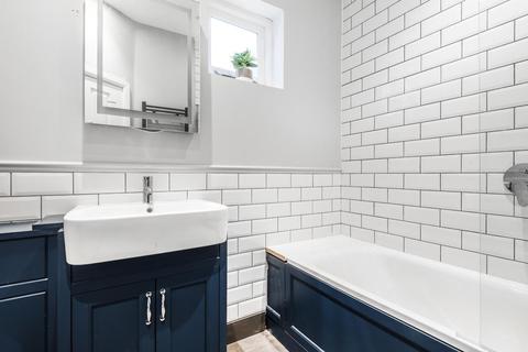 77 Ravensbury Road, London, SW18 4RX