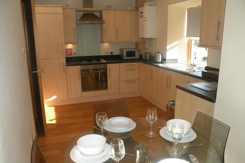 2 bedroom flat to rent - Willowbank Road, Aberdeen, AB11