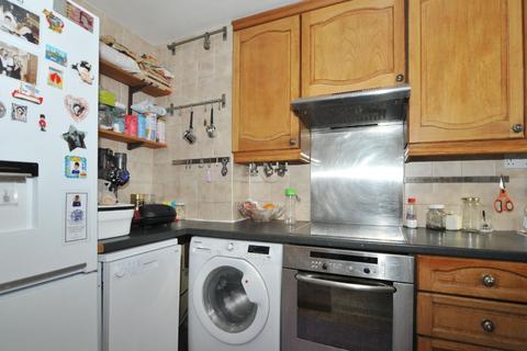 23 Mintern Close, London, N13 5SX