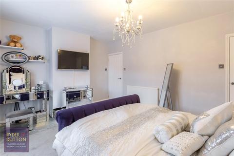 4 Briton Street, Royton, Oldham, OL2 6AW