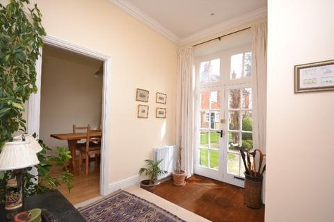 2 bedroom mews for sale - Near Petworth, West Sussex