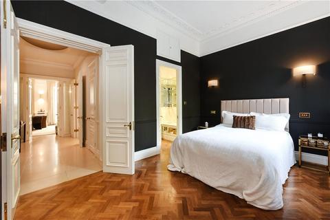 1 bedroom apartment to rent, Upper Brook Street, Mayfair