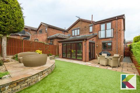 17 Lower Knoll Road, Diggle, Oldham, OL3 5PD