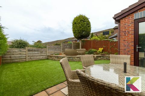 17 Lower Knoll Road, Diggle, Oldham, OL3 5PD