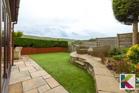 17 Lower Knoll Road, Diggle, Oldham, OL3 5PD