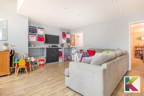 17 Lower Knoll Road, Diggle, Oldham, OL3 5PD