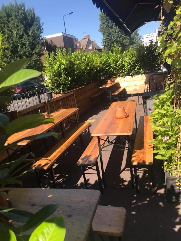 Pub 2 jpg