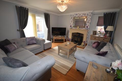Pear Tree Bungalow Carr Lane, Goole, DN14 6LZ