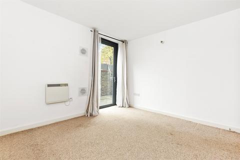 1 bedroom apartment to rent, Vista Building, 26a Bow Road, London, E3