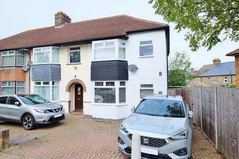 17a Gilroy Way, Orpington, BR5 4JD