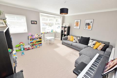 17a Gilroy Way, Orpington, BR5 4JD