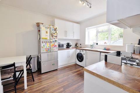 17a Gilroy Way, Orpington, BR5 4JD