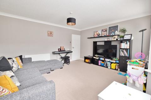 17a Gilroy Way, Orpington, BR5 4JD
