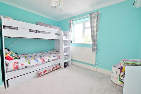 17a Gilroy Way, Orpington, BR5 4JD
