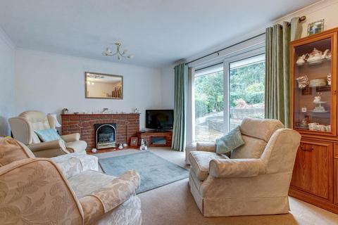 57 Tennyson Road, Redditch, B97 5BL