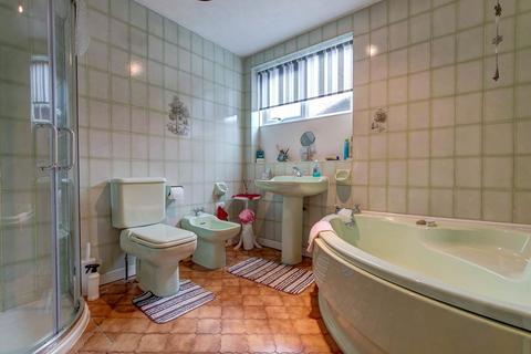 57 Tennyson Road, Redditch, B97 5BL