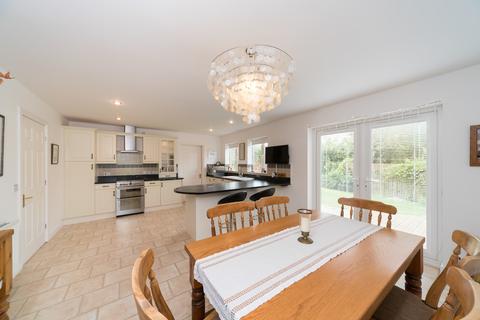 19 Bentinck Lane, Sigglesthorne, Hull, HU11 5QR