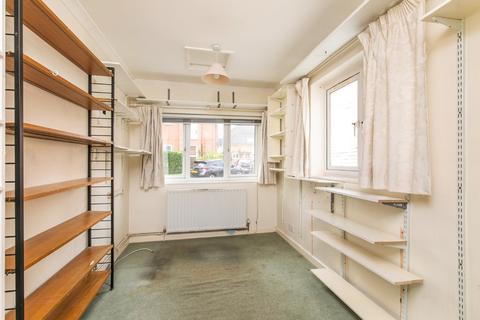 7 Conifer Close, Winchester, SO22 6SH