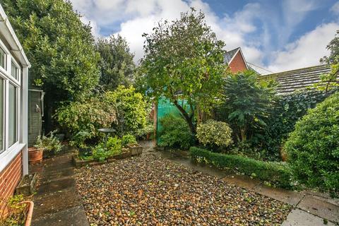 7 Conifer Close, Winchester, SO22 6SH