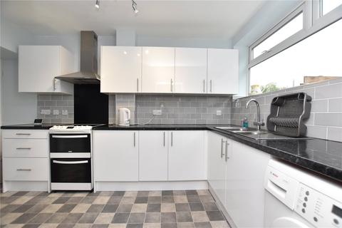 42 Harthill, Gildersome, Leeds, LS27 7EJ