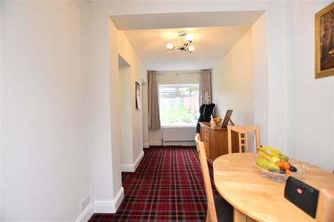 42 Harthill, Gildersome, Leeds, LS27 7EJ