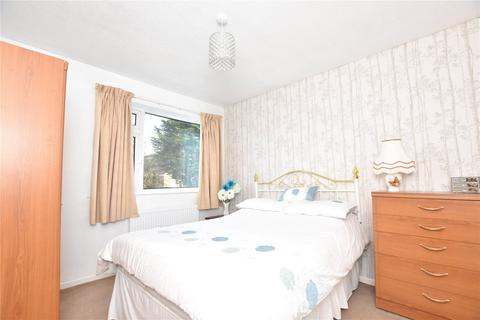 42 Harthill, Gildersome, Leeds, LS27 7EJ