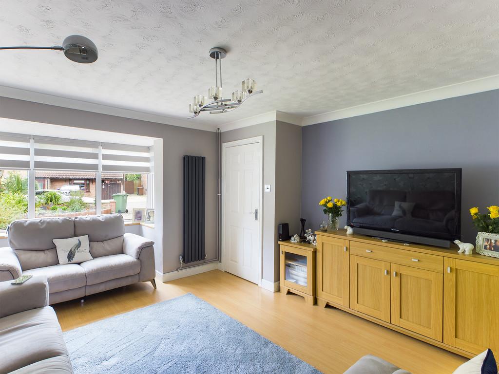 Woodvale Avenue, Lincoln 3 bed semidetached house £190,000