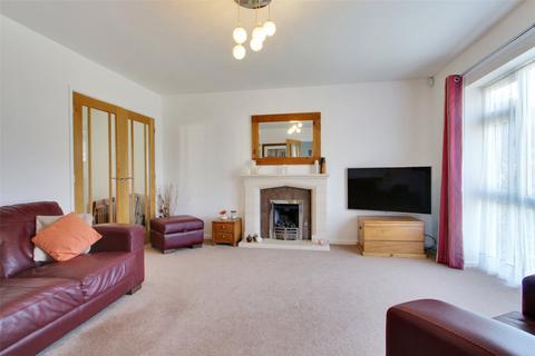 34 Dickens Close, Hartley, Longfield, DA3 8DP