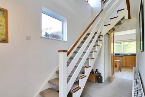 34 Dickens Close, Hartley, Longfield, DA3 8DP