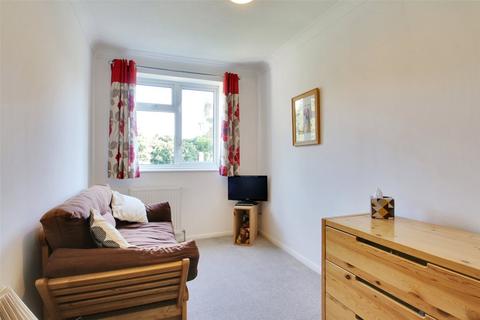 34 Dickens Close, Hartley, Longfield, DA3 8DP