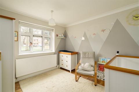 44 Hermitage Walk, London, E18 2SR