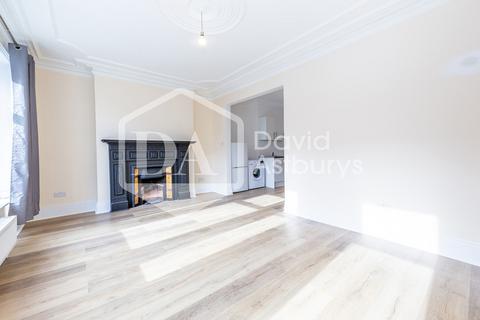 Studio to rent, Quernmore Road, Crouch End Finsbury Park, London