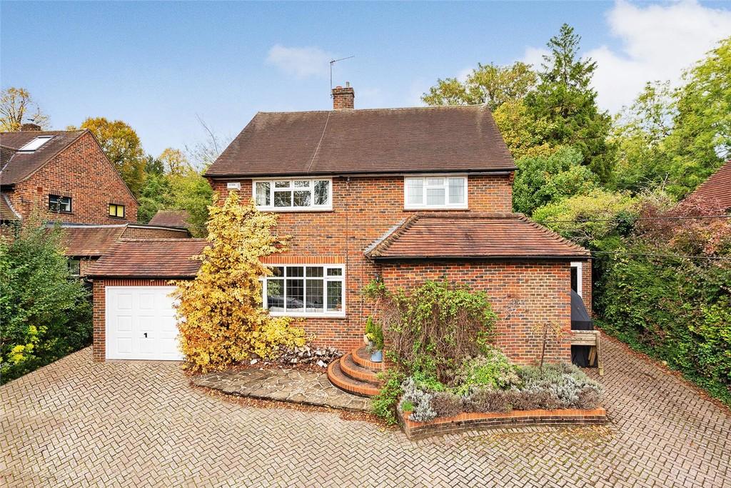 Family home with annex 4 bed detached house £875,000