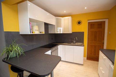 103 Meadow Way, Norwich, NR6 6XX