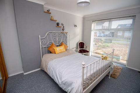 103 Meadow Way, Norwich, NR6 6XX