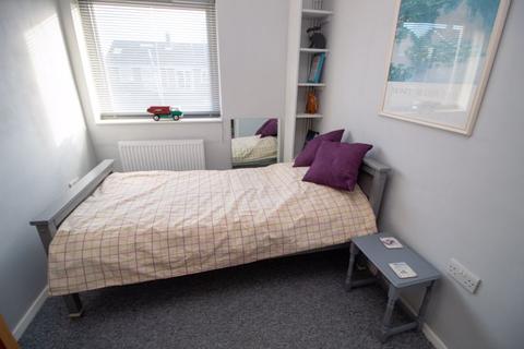 103 Meadow Way, Norwich, NR6 6XX