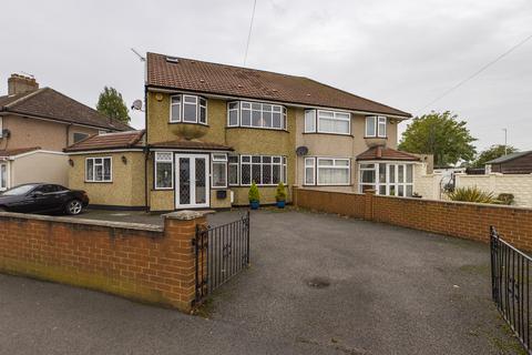 226 The Fairway, Ruislip, HA4 0SL