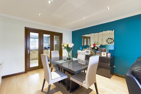 226 The Fairway, Ruislip, HA4 0SL