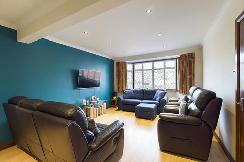 226 The Fairway, Ruislip, HA4 0SL