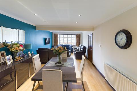 226 The Fairway, Ruislip, HA4 0SL