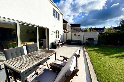 6 Bushythorn Road, Chew Stoke, Bristol, BS40 8XP
