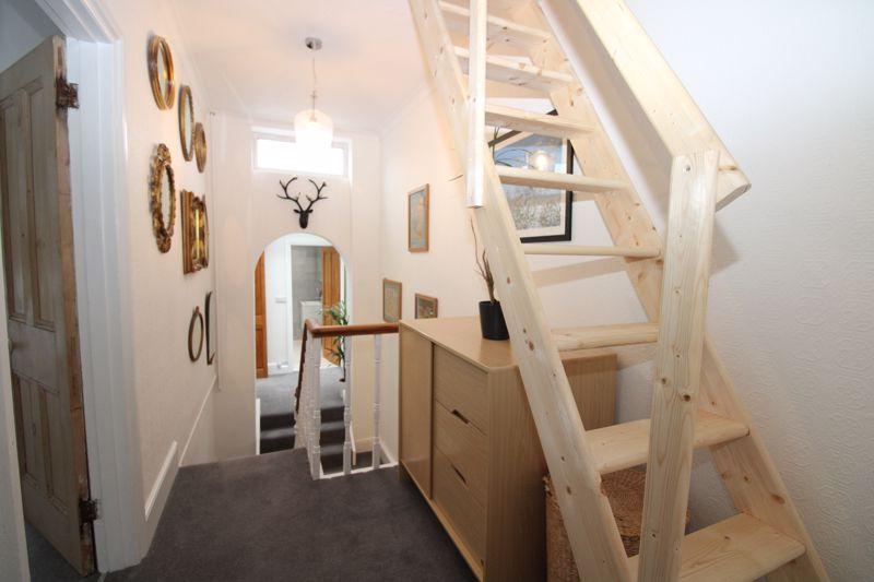 Steps to loft