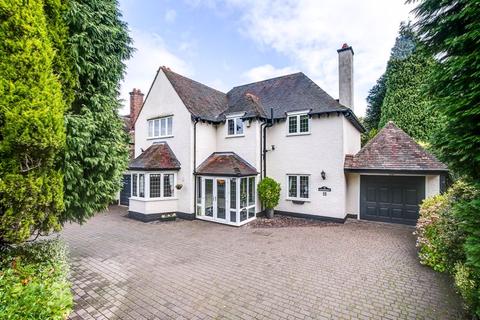 15 Featherston Road, Streetly, Sutton Coldfield, B74 3JW